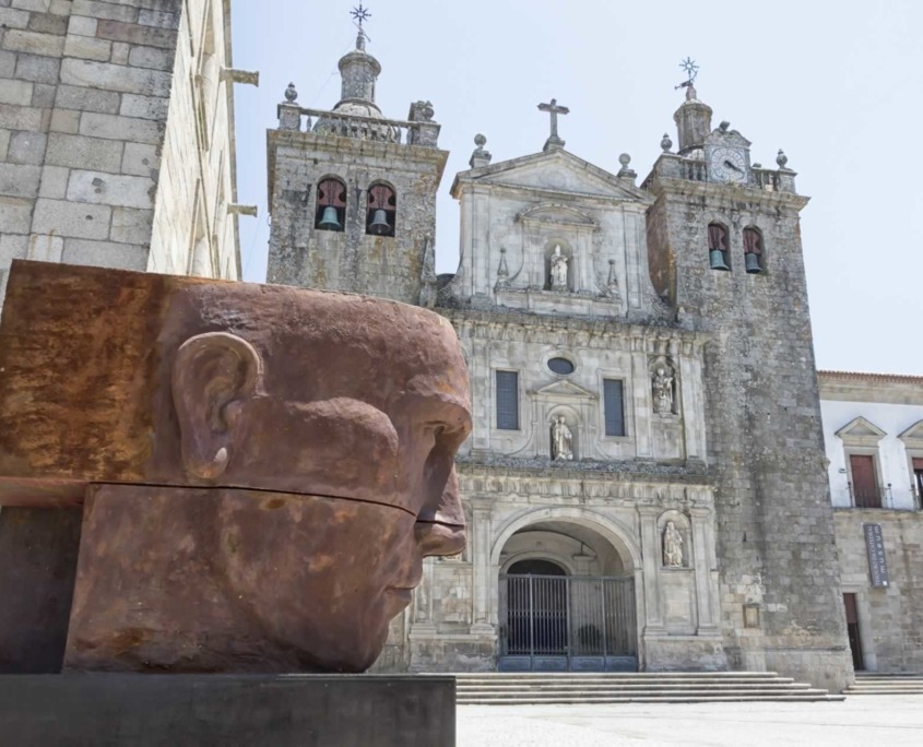 Reconnu pour sa qualité de vie, Viseu a été considéré par deux fois comme le meilleur endroit pour vivre au Portugal, occupée depuis la nuit des temps, son histoire est étroitement liée à l’Histoire du Portugal.